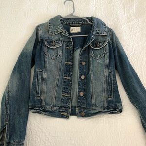 Cropped denim jacket from Forever 21 size S